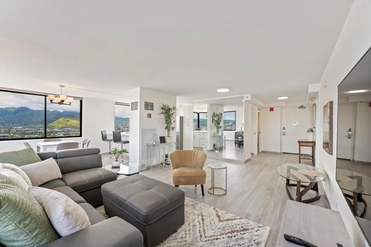 Hawaiian Monarch Penthouse 104 By Hawaii Ocean Club Apartment Honolulu