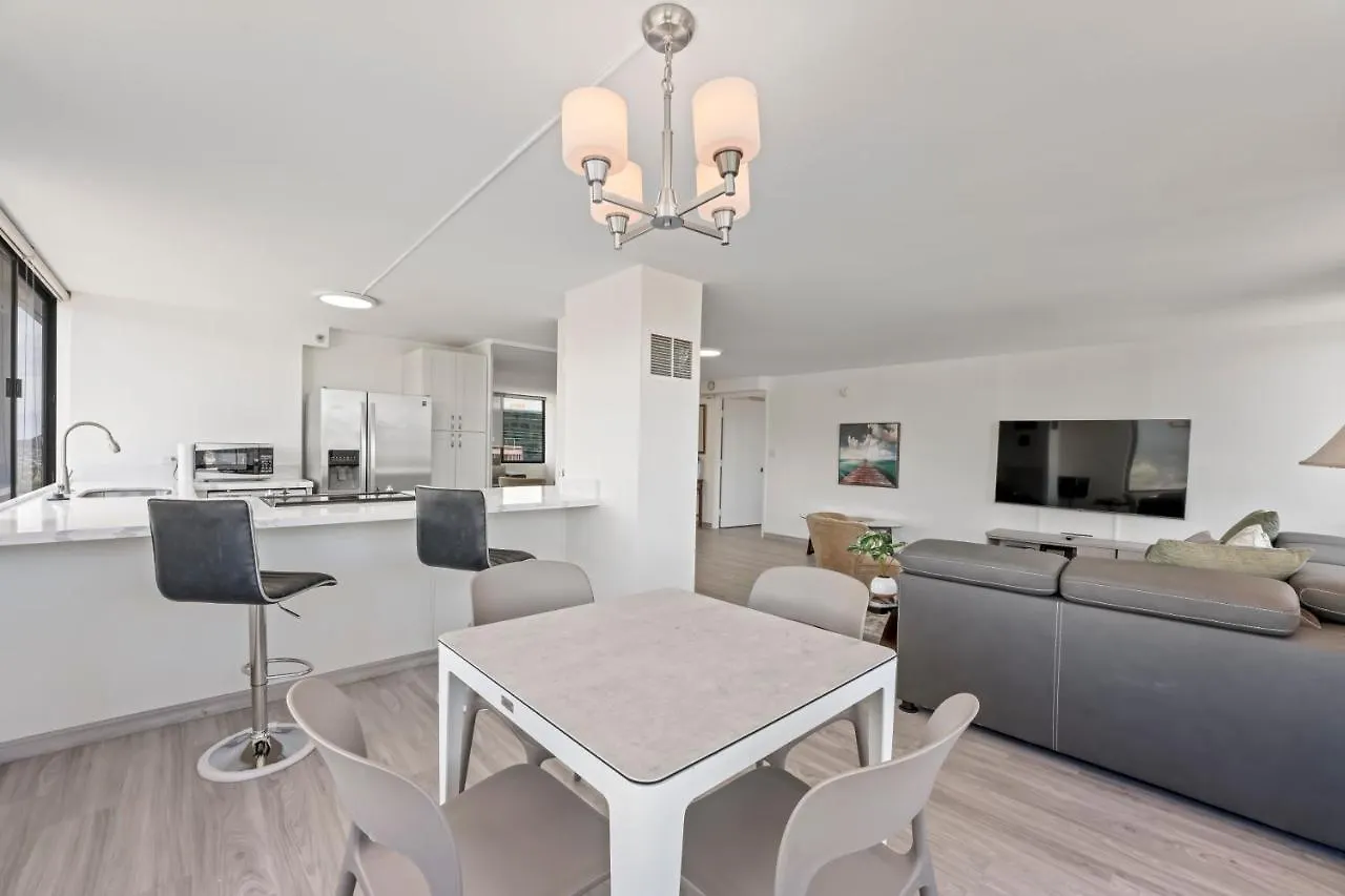 Hawaiian Monarch Penthouse 104 By Hawaii Ocean Club Apartment Honolulu