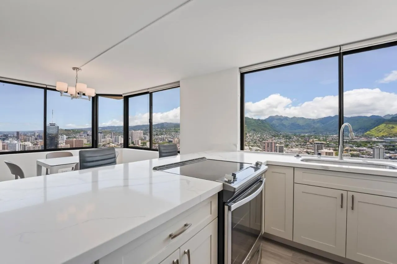 Hawaiian Monarch Penthouse 104 By Hawaii Ocean Club Apartment Honolulu