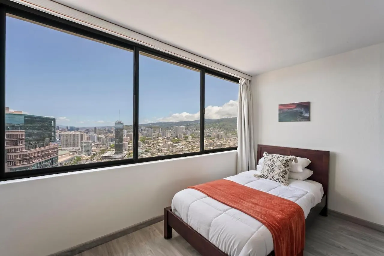 Hawaiian Monarch Penthouse 104 By Hawaii Ocean Club Apartment Honolulu