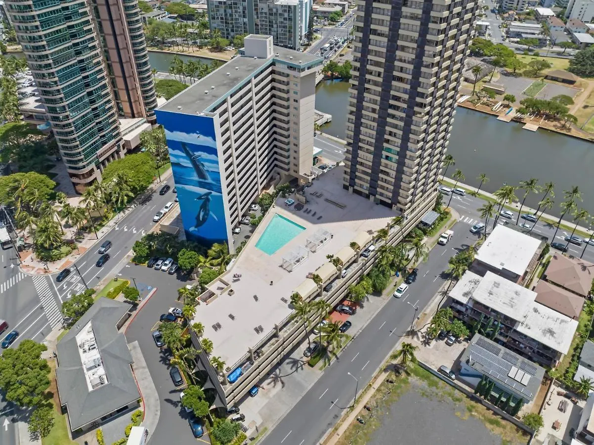 Hawaiian Monarch Penthouse 104 By Hawaii Ocean Club Apartment Honolulu