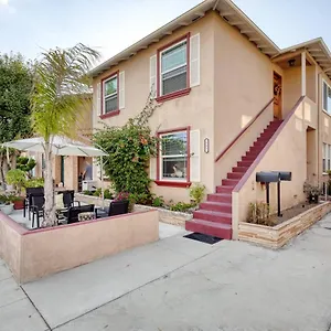 New Belmont Shore Retreat With Free Parking Walk To Beaches Long Beach