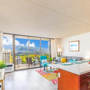 Mountain View Getaway, Free Parking And Steps Away Apartment