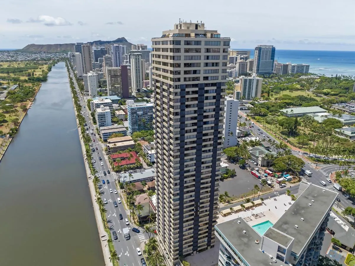 Hawaiian Monarch Penthouse 104 By Hawaii Ocean Club Apartment Honolulu