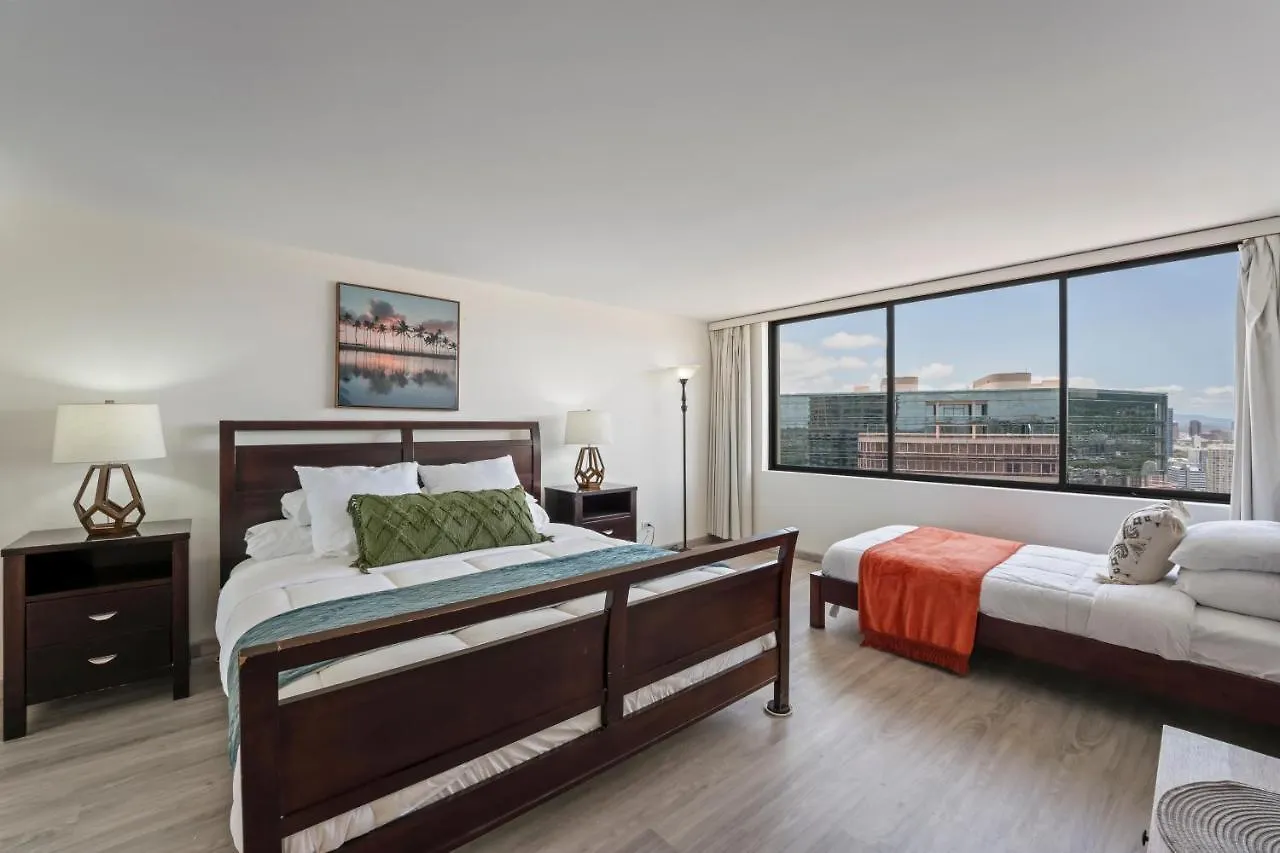 Hawaiian Monarch Penthouse 104 By Hawaii Ocean Club Apartment Honolulu